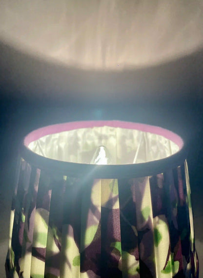 Abat-jour tambour plissé violet – C’est pas Versailles ici !