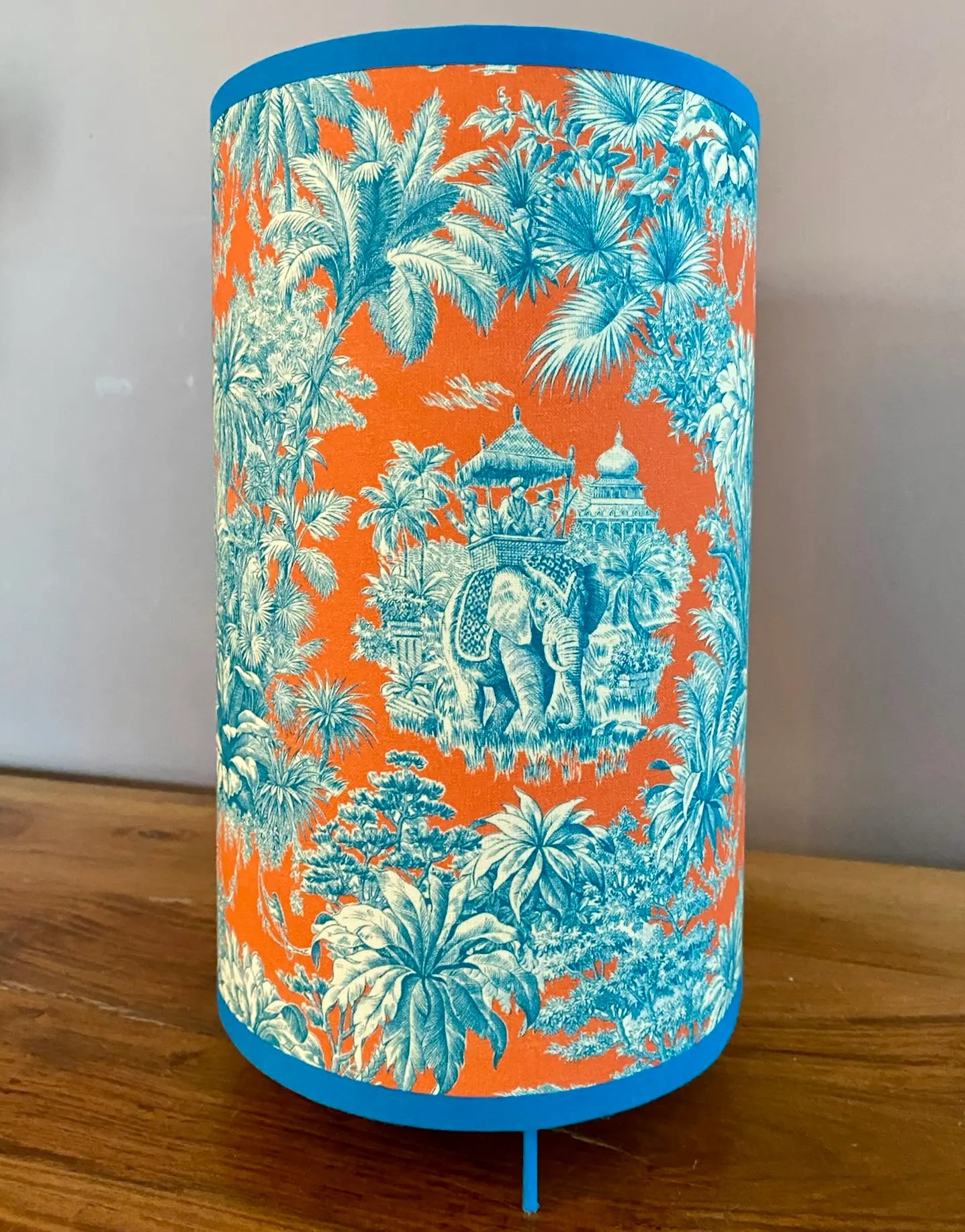 Lampe à poser Toile de Jouy orange – C’est pas Versailles ici !