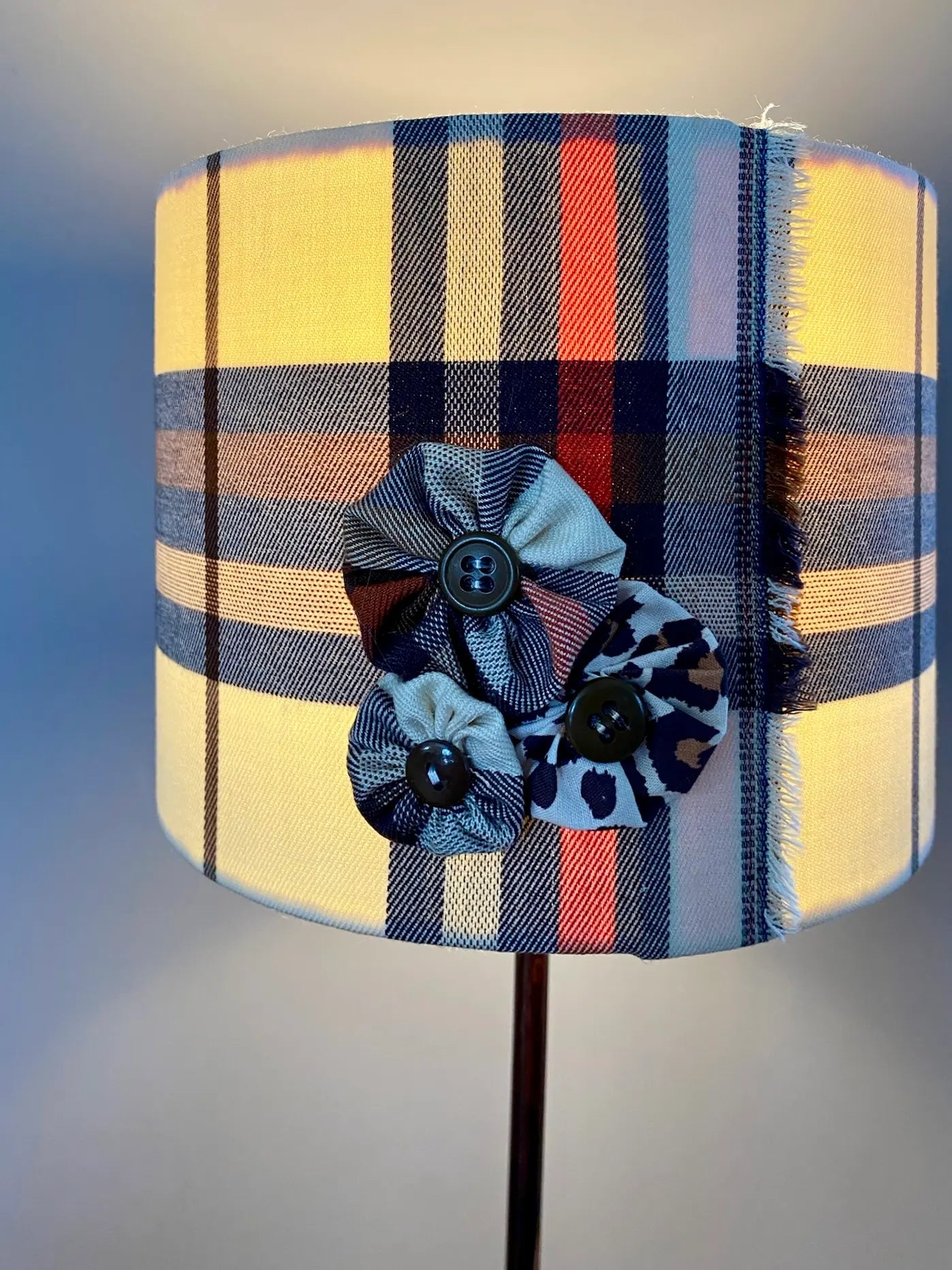 Abat-jour tartan - C’est pas Versailles ici !