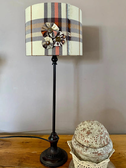 Abat-jour tartan - C’est pas Versailles ici !