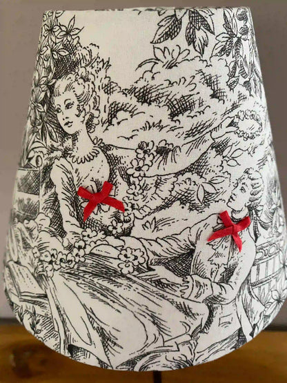 Abat-jour toile de Jouy noir et blanc | C’est pas Versailles ici